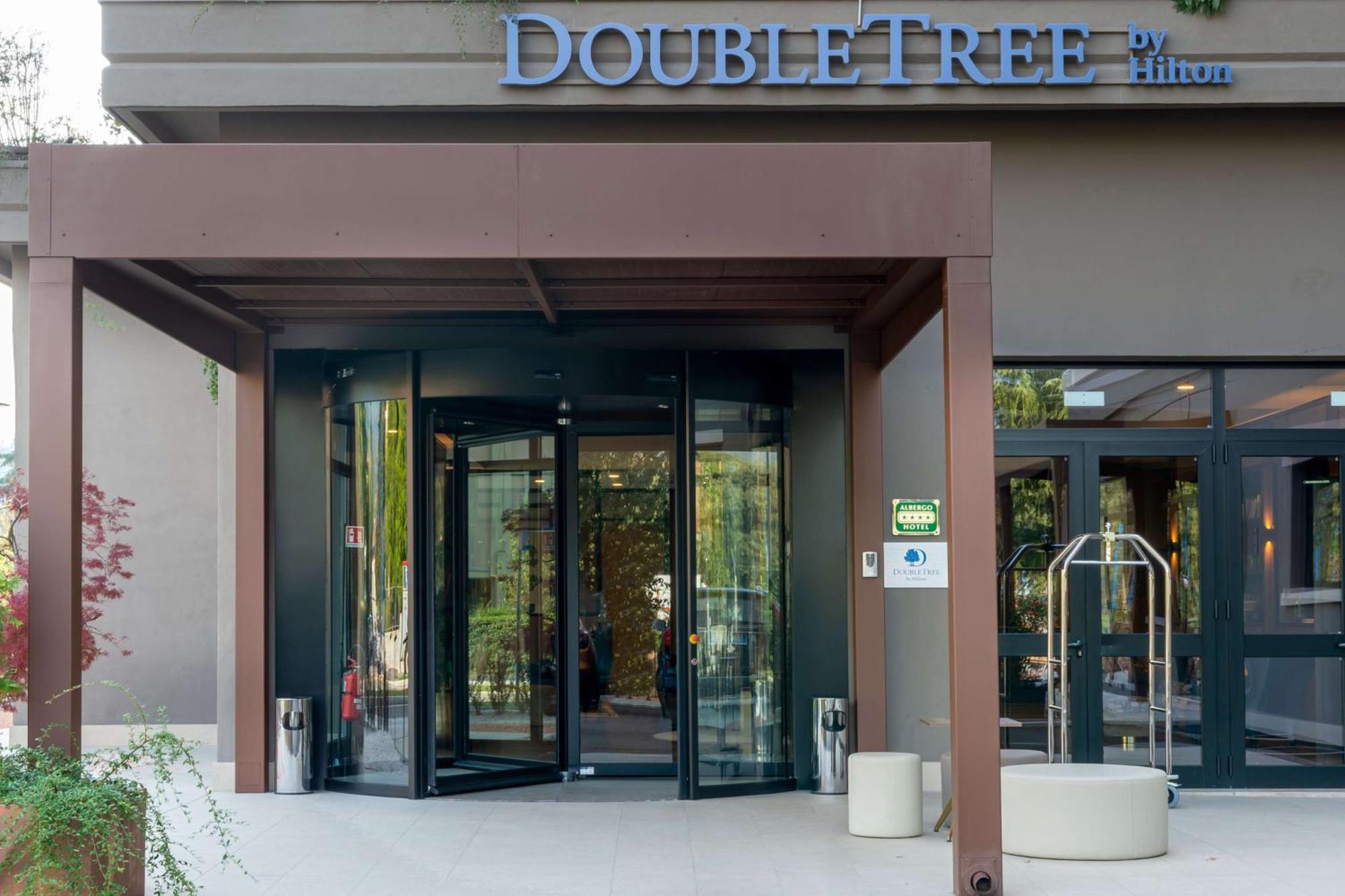 Doubletree By Hilton Brescia Hotel Eksteriør billede